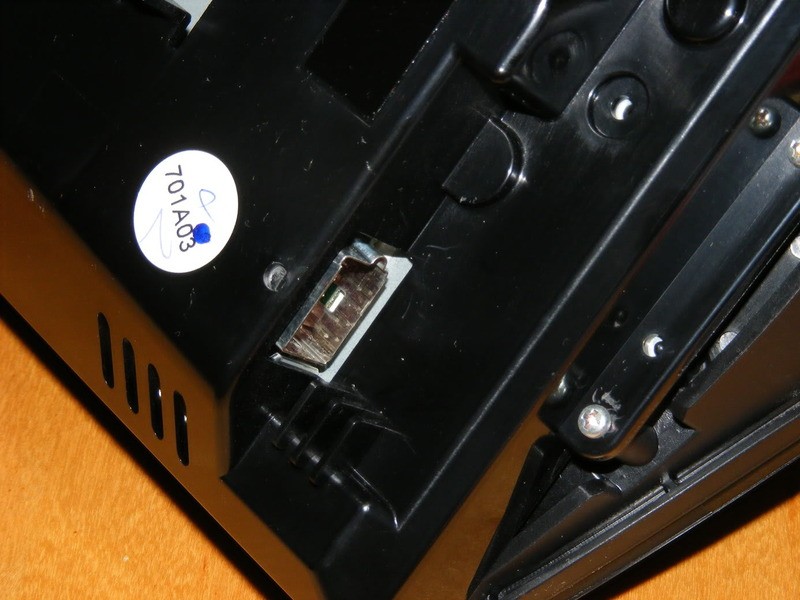 CCC monitor con connettore a 10 pin